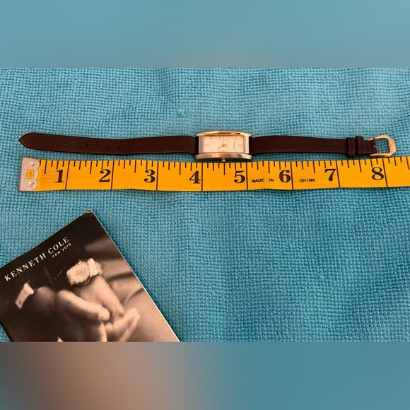 NWT Authentic Vintage Kenneth Cole 2-Tone Stainless Steel Watch w/Leather KC2152 - Picture 16 of 16